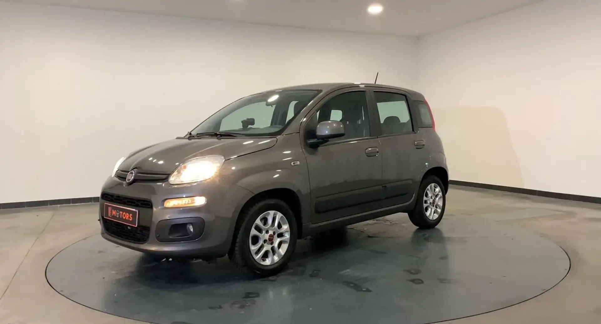 Fiat Panda iii 1.2 s 69 lounge premiere main Gris - 1