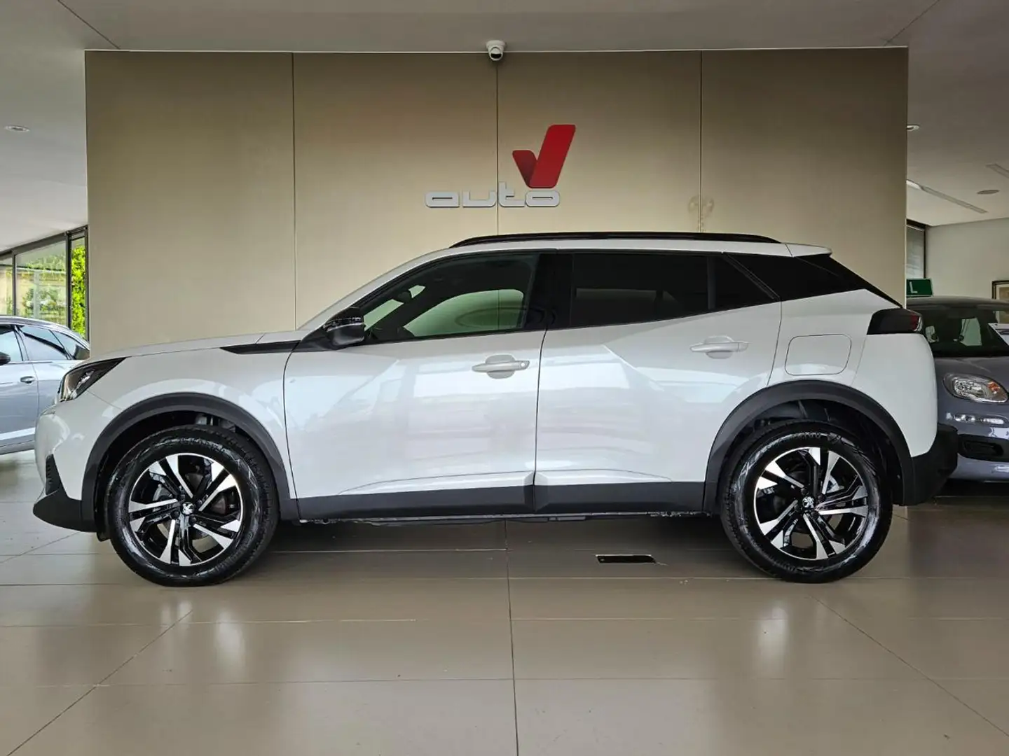 Peugeot 2008 PureTech 100 S&S Allure Bianco - 1