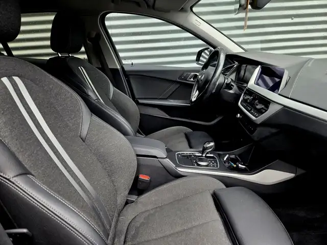 BMW M view 8