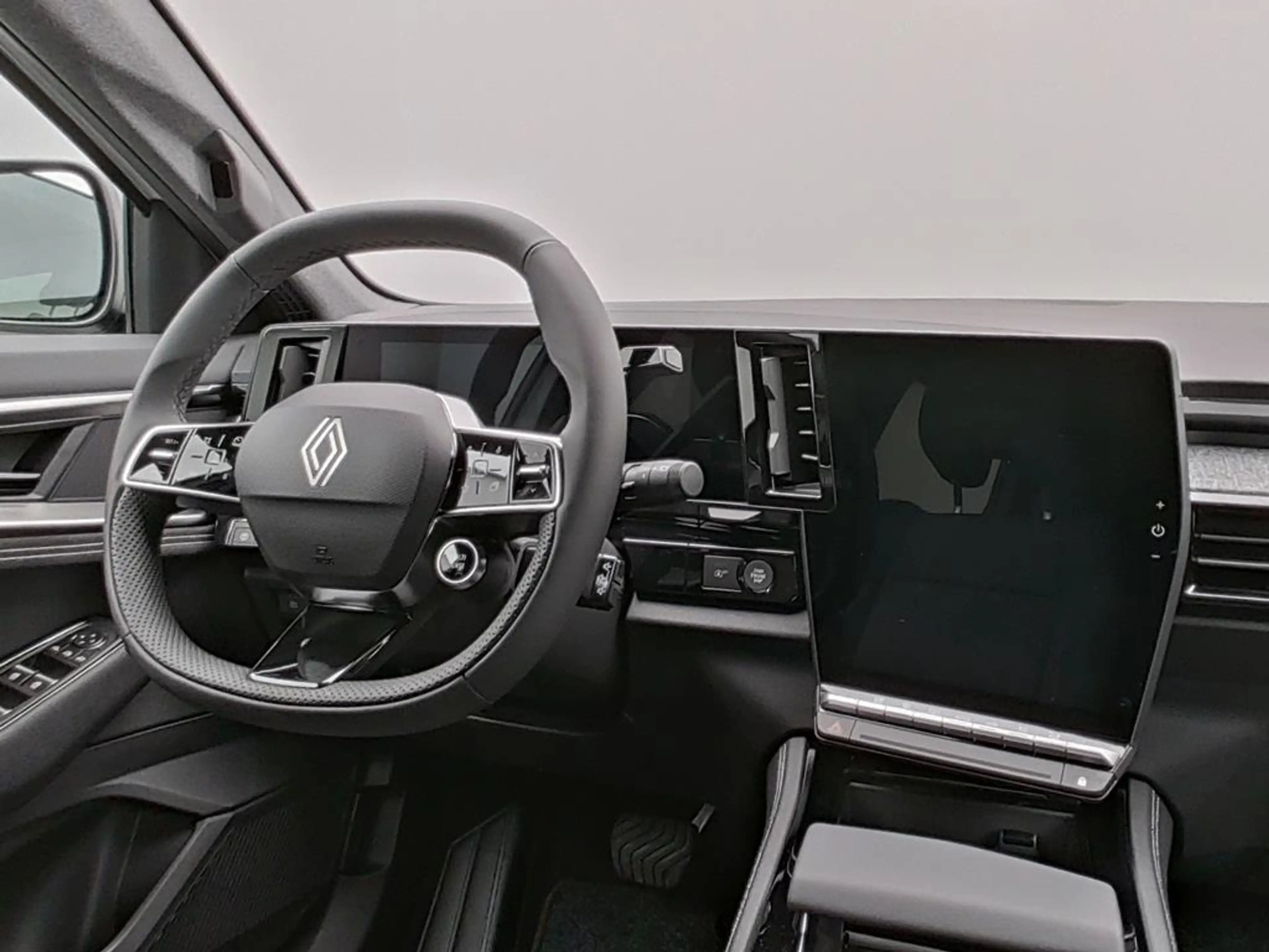 Renault Austral Techno Mild Hybrid 150 — photo 12