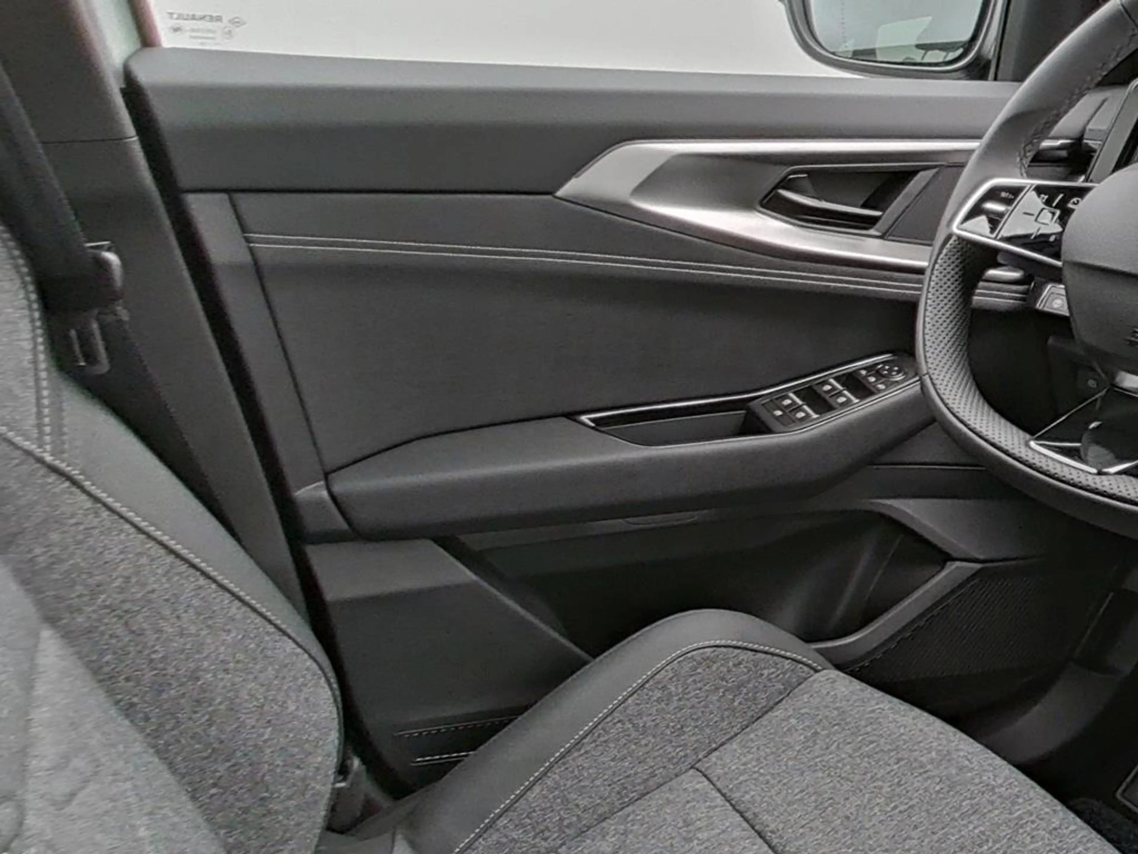 Renault Austral Techno Mild Hybrid 150 — photo 14