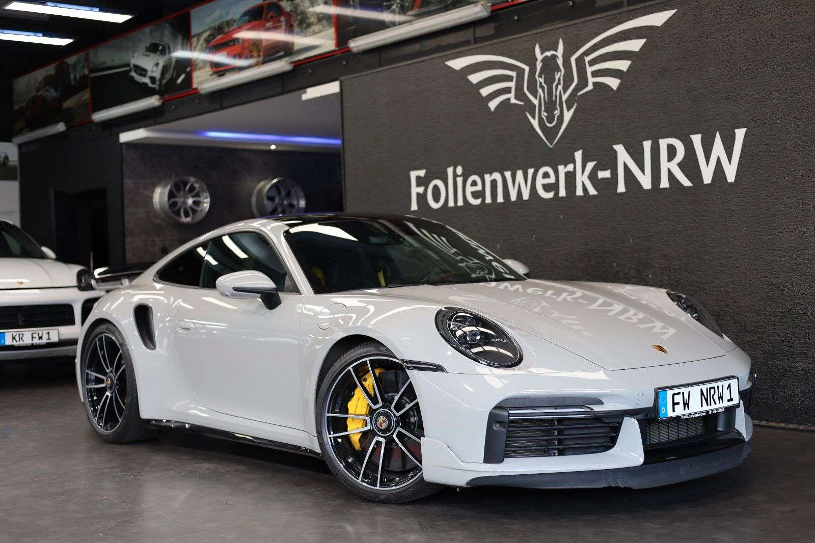Second hand Porsche 911 carrera rs