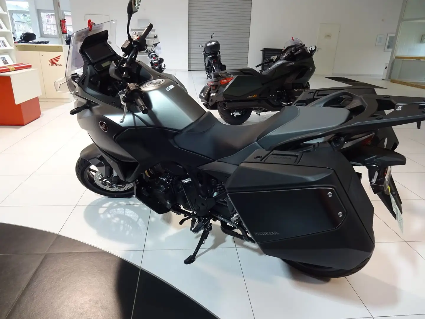 Honda NT 1100 Lagerfahrzeug "Aktionspreis" Gri - 2