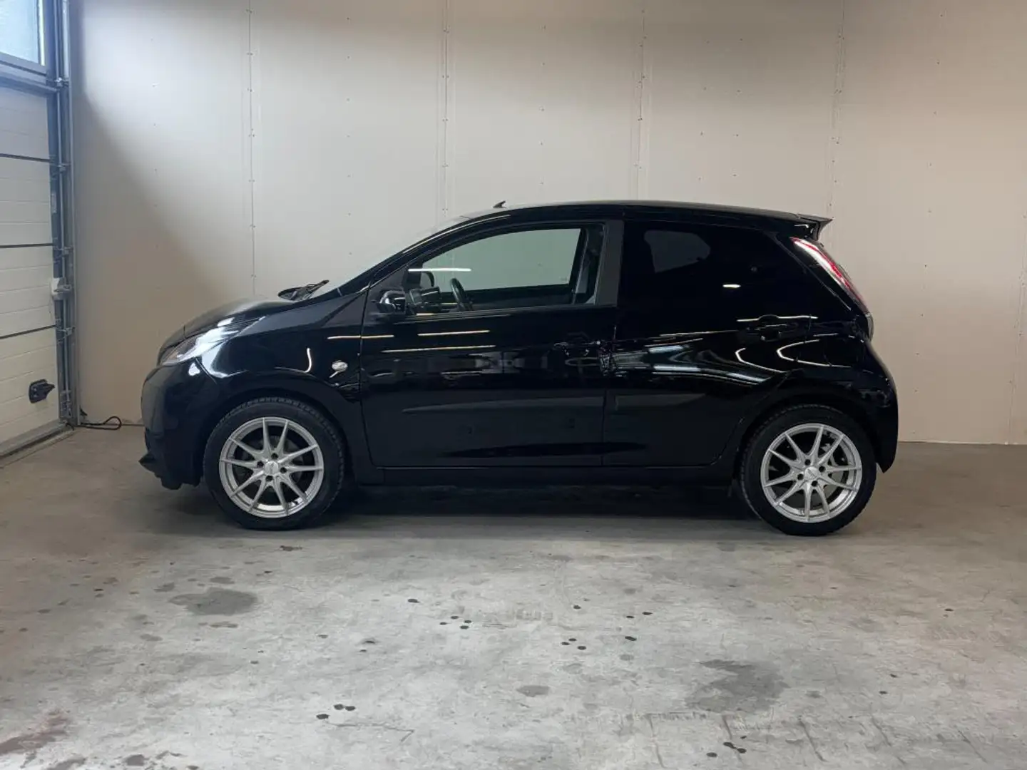 Toyota Aygo 1.0 VVT-i x-sport|Airco|Camera|Cruise Control| Noir - 2