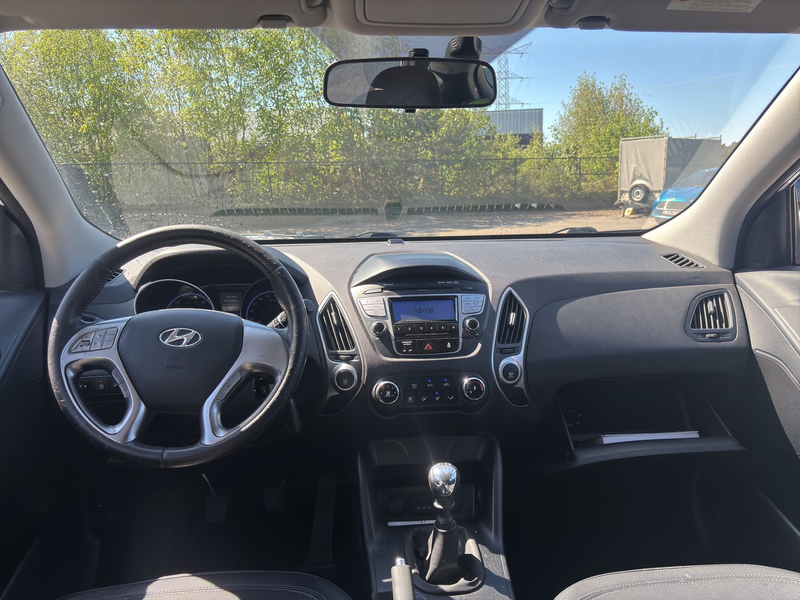 Hyundai iX35 — photo 9