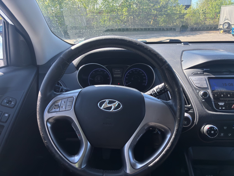 Hyundai iX35 — photo 10