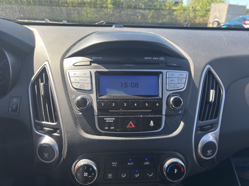 Hyundai iX35 — photo 12