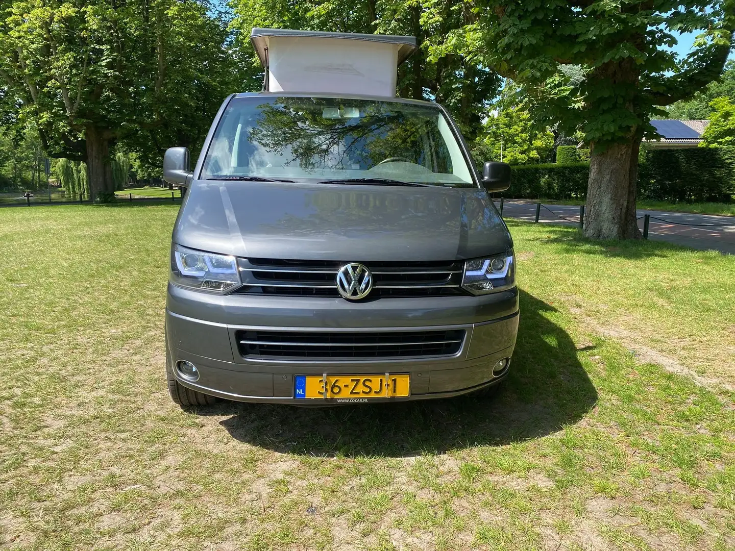 Volkswagen Transporter Camper Grijs - 2