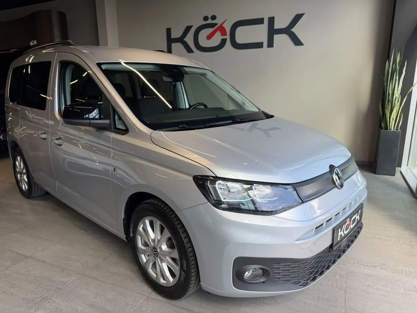 Volkswagen Caddy Basis 4Motion Silber - 2