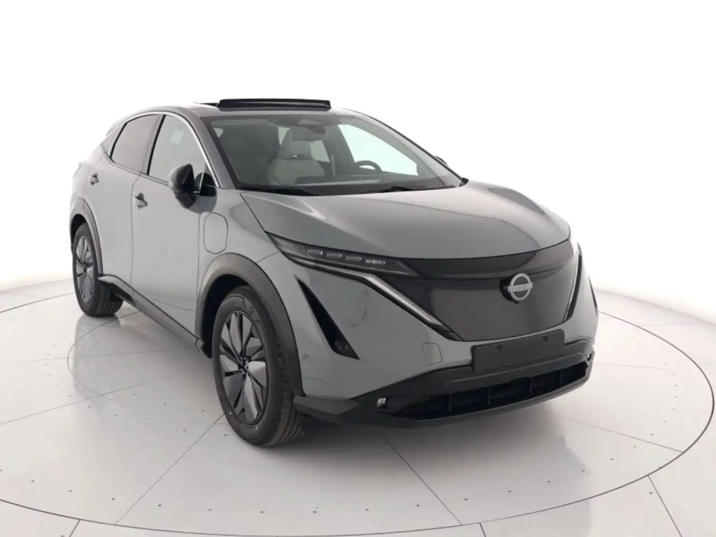 Nissan Ariya 87 kWh Evolve 2wd | Full Optional Grey - 2