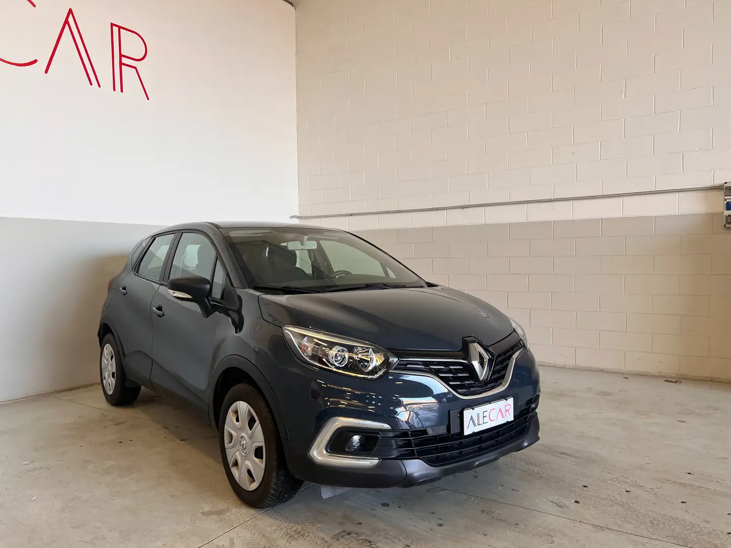 Renault Captur Captur 0.9 tce Life 90cv E6d Grigio - 2