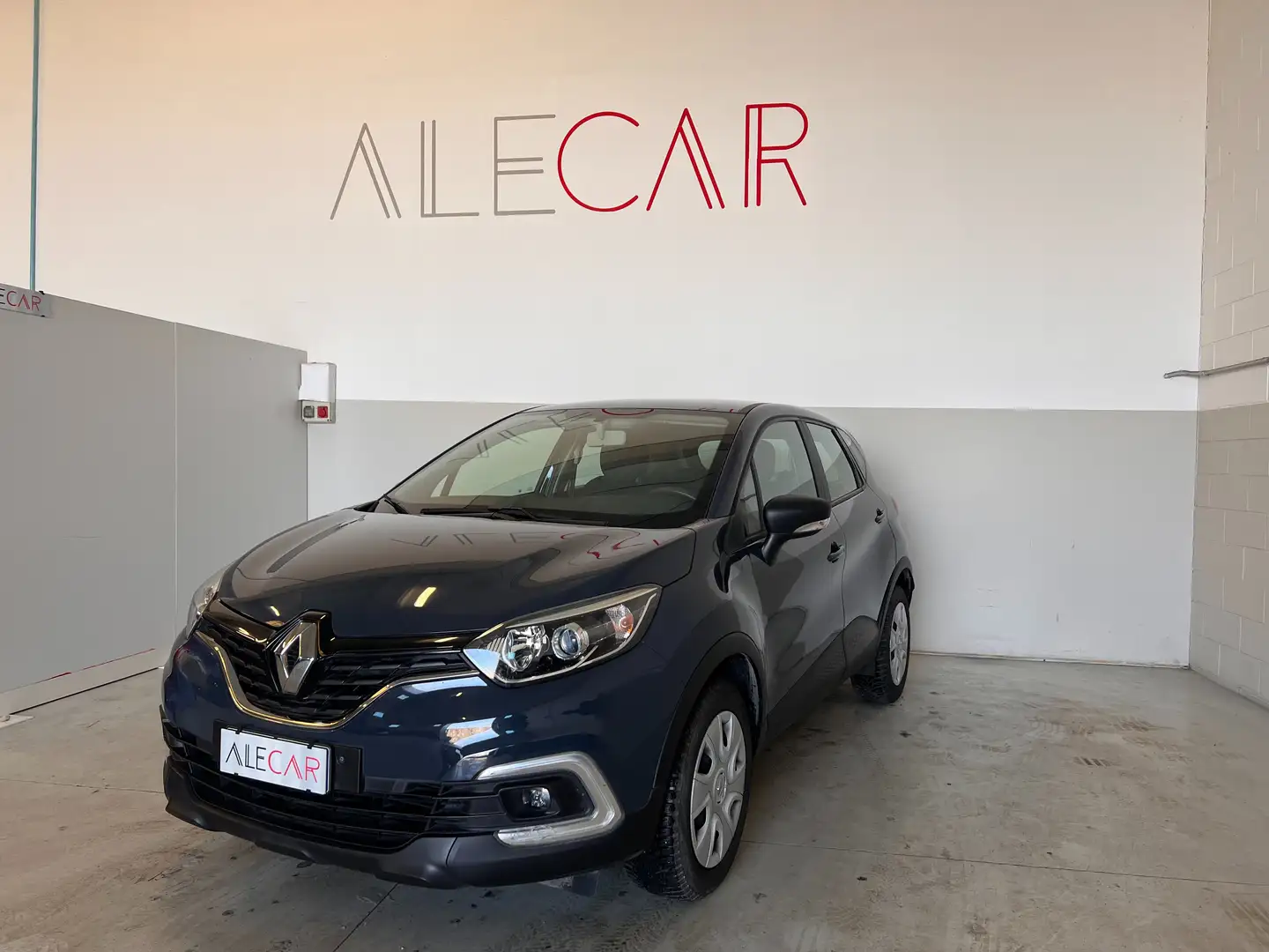 Renault Captur Captur 0.9 tce Life 90cv E6d Grigio - 1