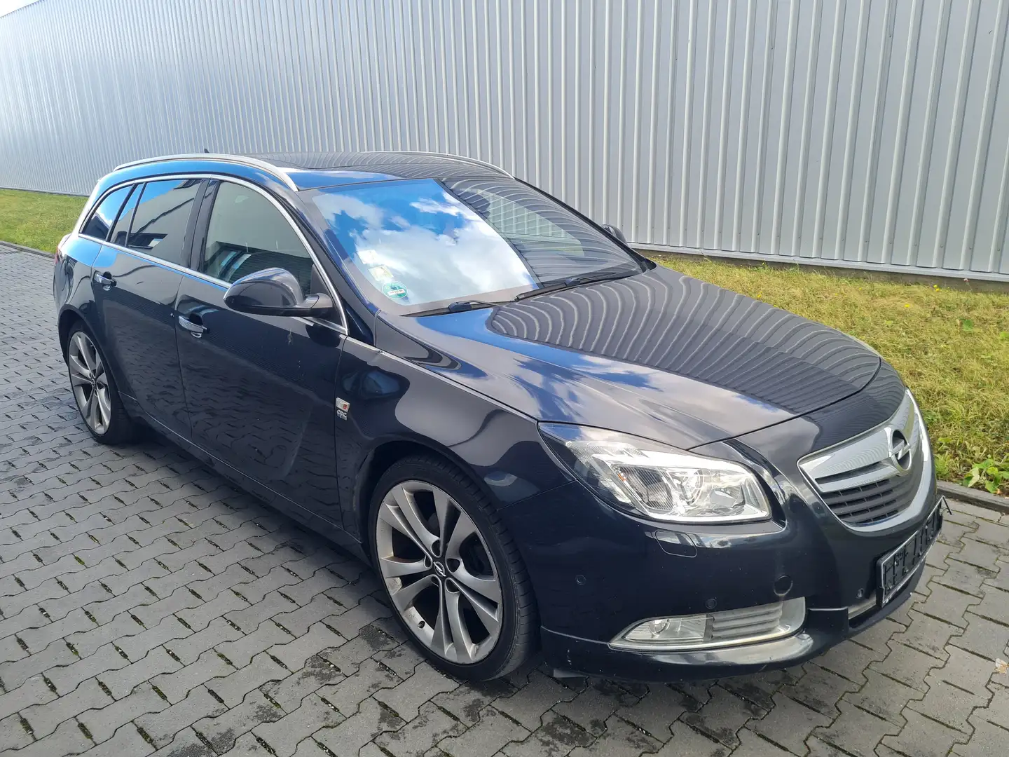 Opel Insignia Innovation 4x4 Noir - 1