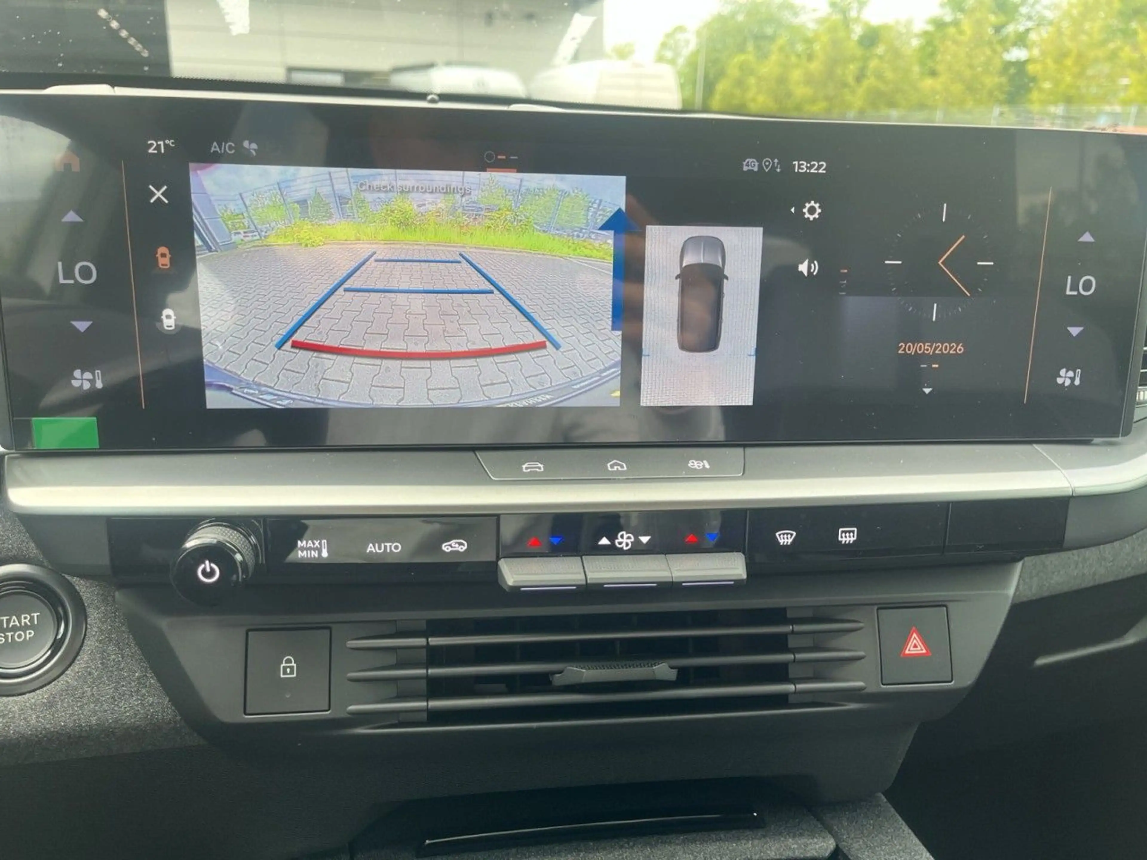 Opel Grandland Electric GS *Kamera/AHK/Navi* — photo 13