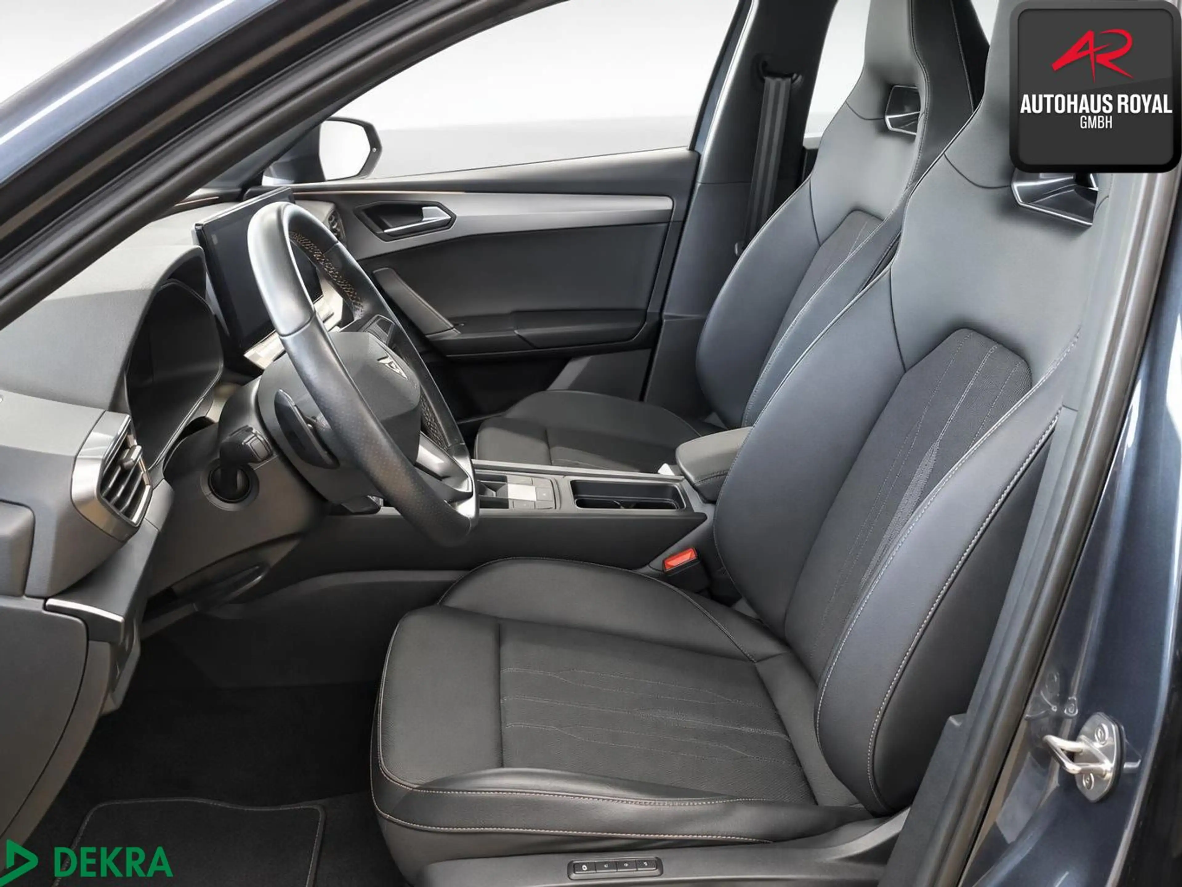 CUPRA Leon ST 1.4 e-Hybrid VZ MATRIX,MEMORY,KAMERA,ACC — photo 4