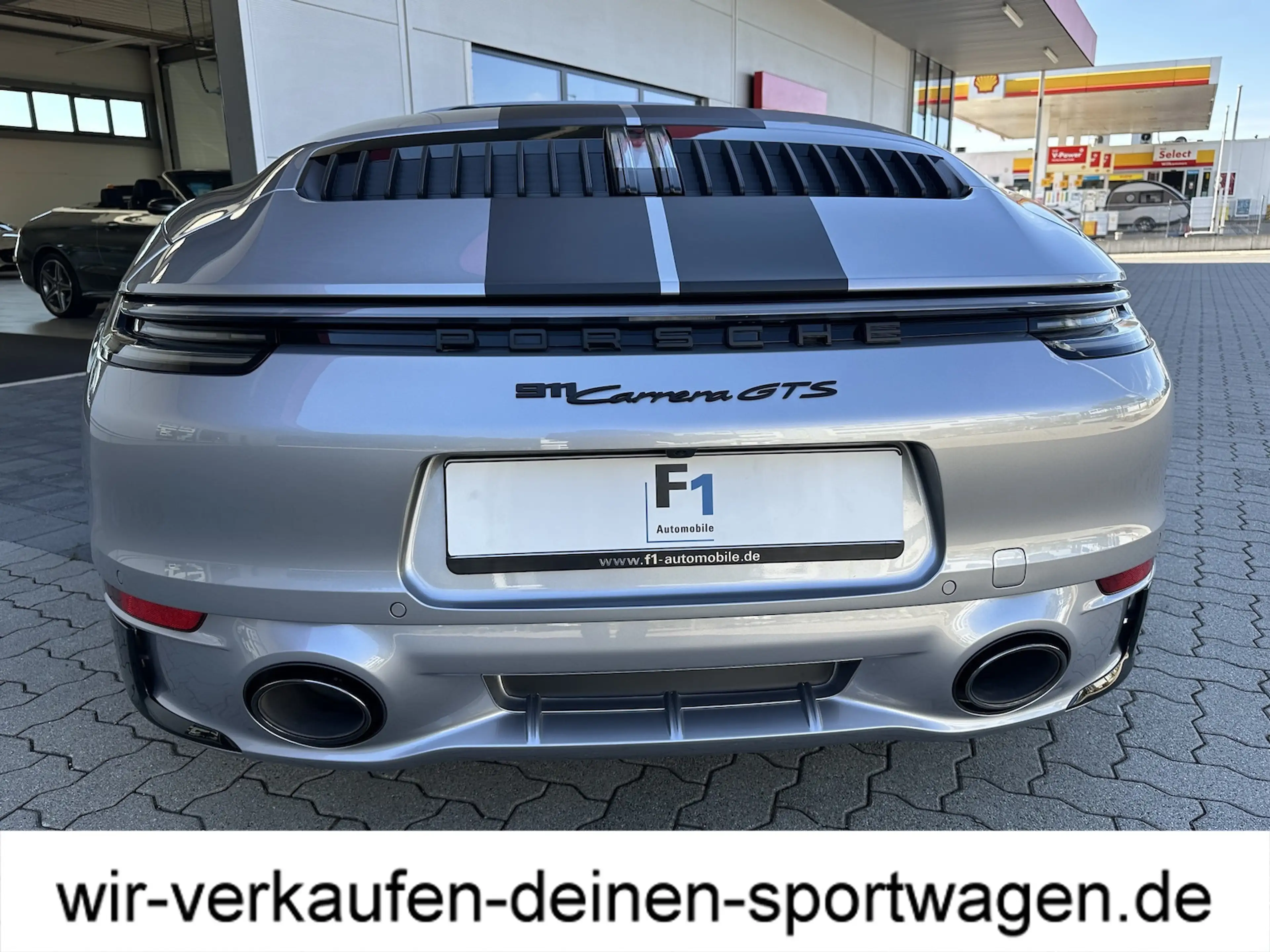 Porsche 911 Carrera GTS Cabriolet — photo 12