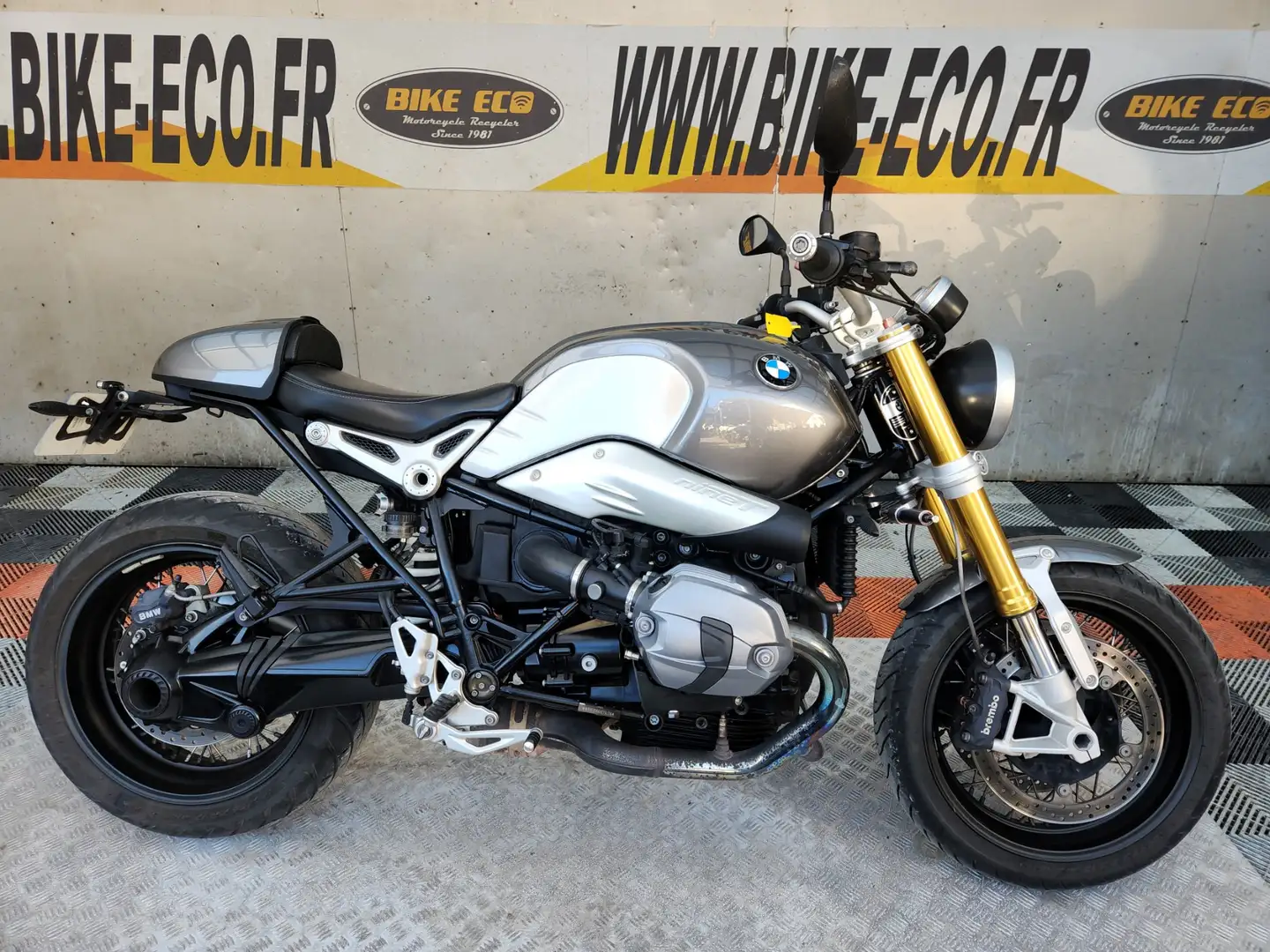 BMW R nineT Сірий - 1