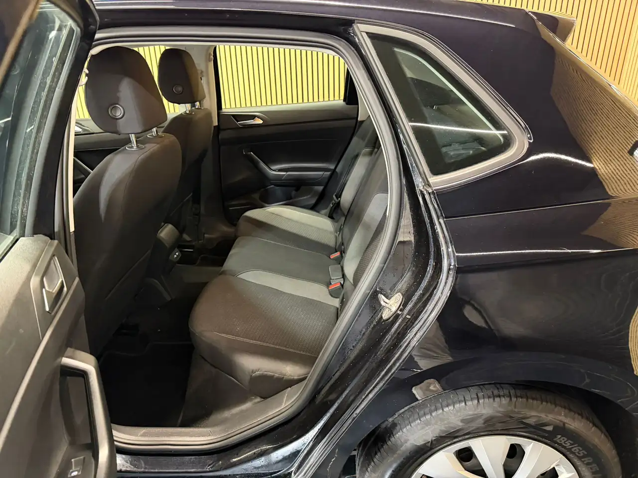 Volkswagen Polo 1.0TSI * GARANTIE 12 MOIS * 1ER PROPRIÉTAIRE * 9