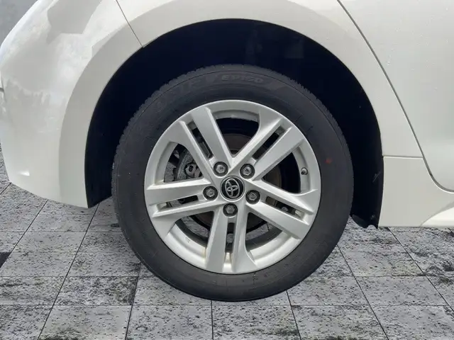 Toyota Corolla view 8
