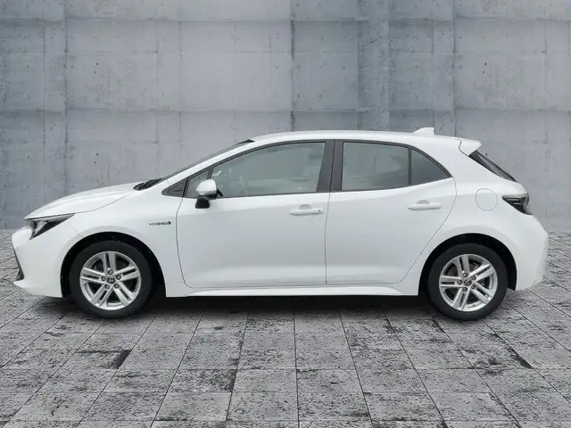 Toyota Corolla view 4