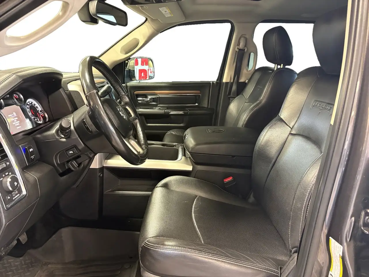 RAM 3500 снимка RAM 3500