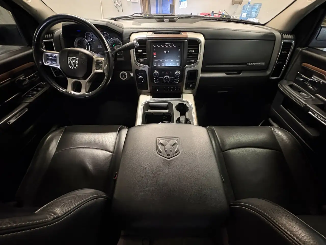 RAM 3500 снимка RAM 3500