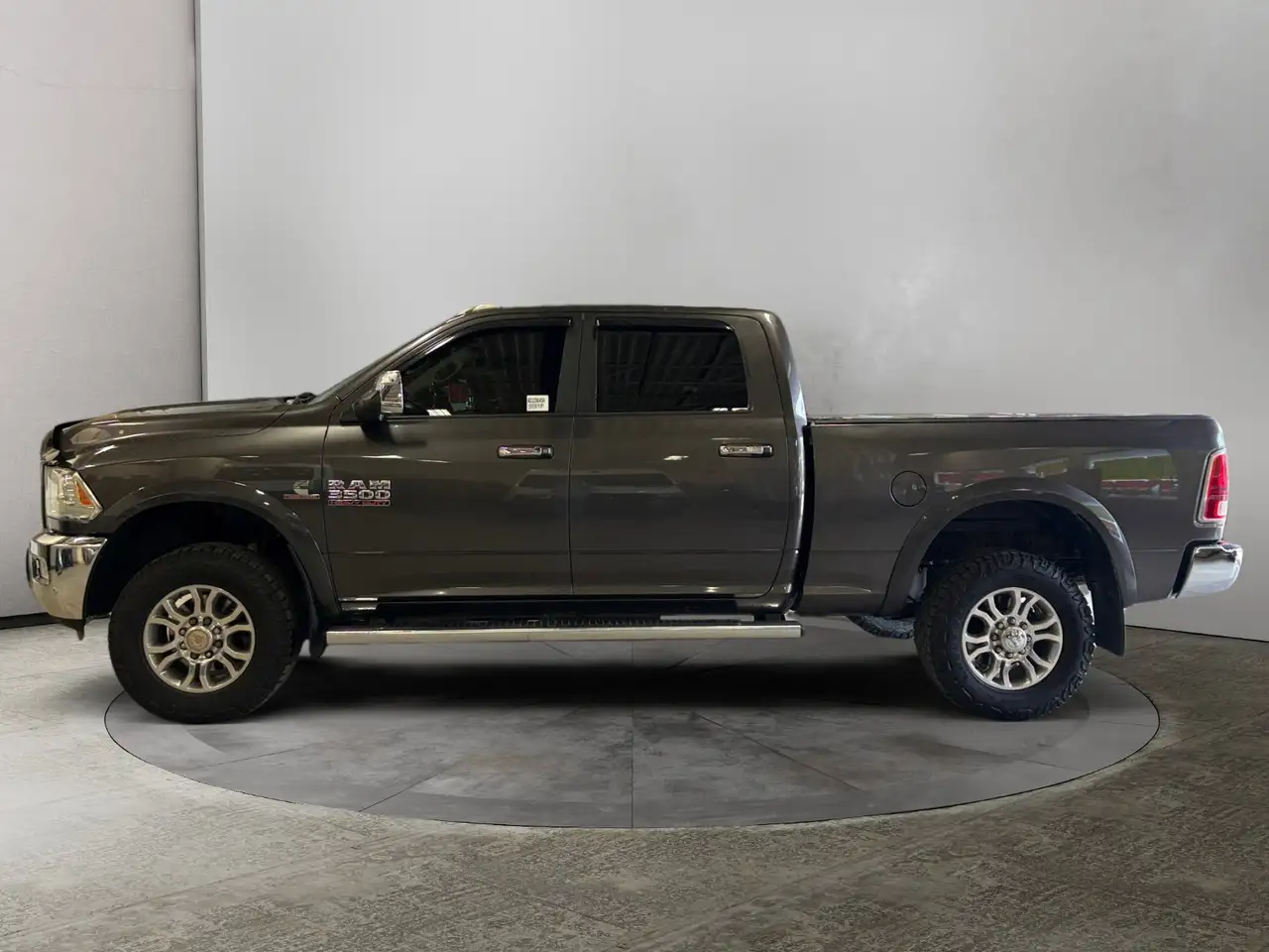 RAM 3500 снимка RAM 3500