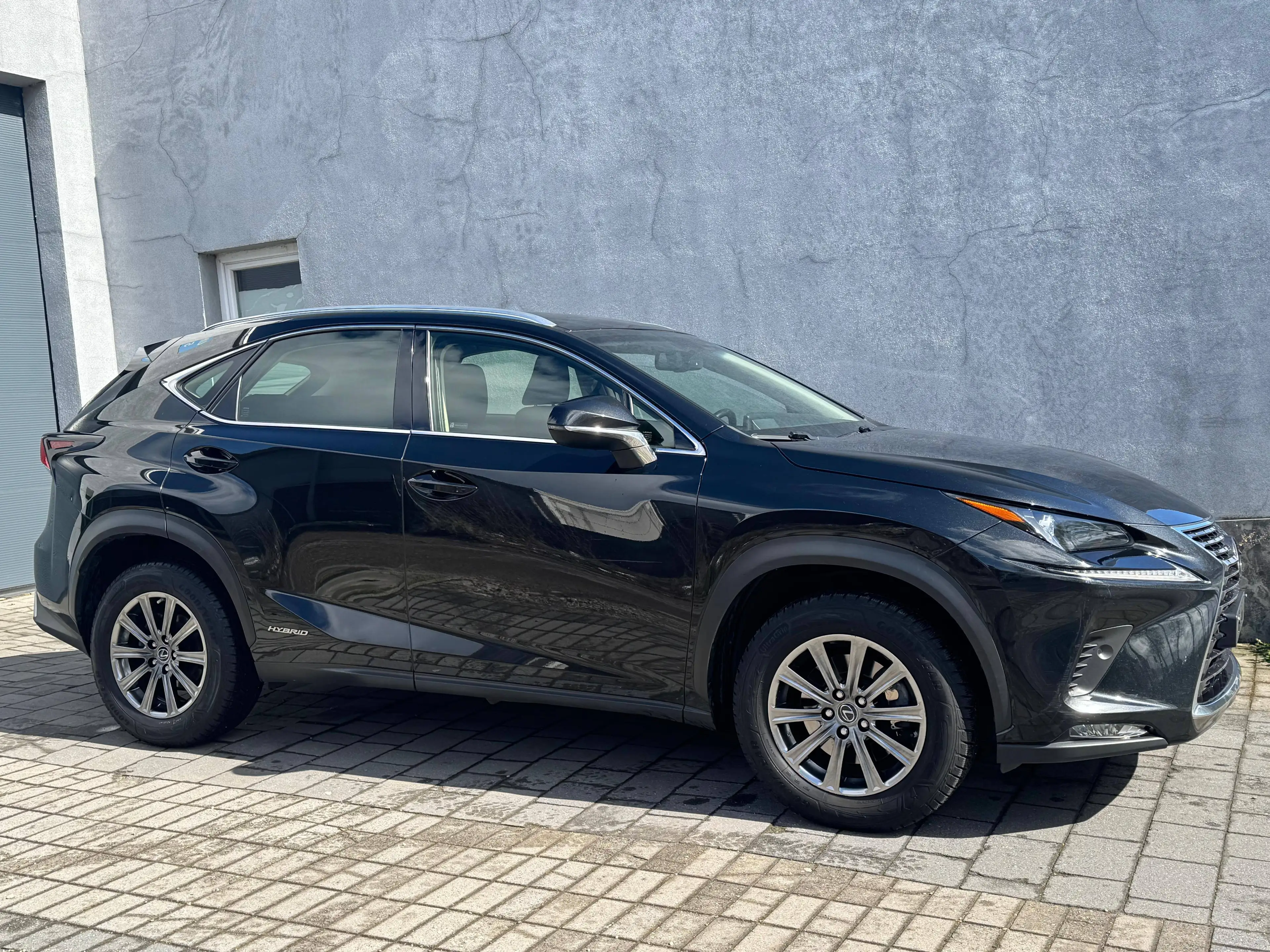 Lexus NX 300h NX 300h 2.5i AWD Business Plus E-CVT — photo 7