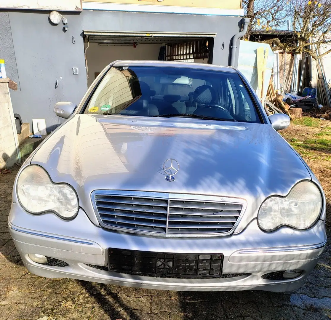 Mercedes-Benz C 180 Elegance Grau - 1