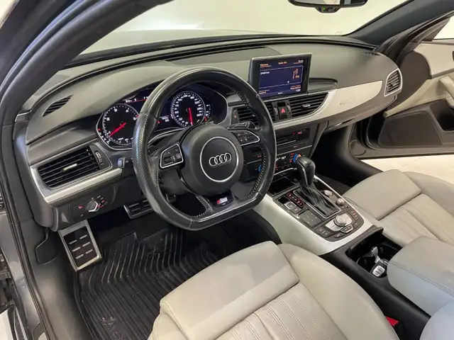 Audi A6 view 15