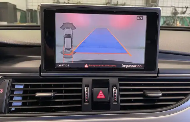 Audi A6 view 12