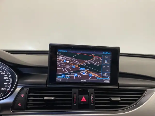 Audi A6 view 11