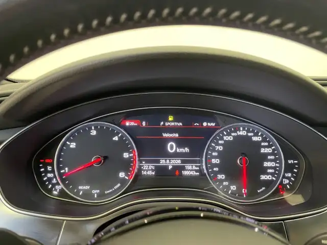 Audi A6 view 5