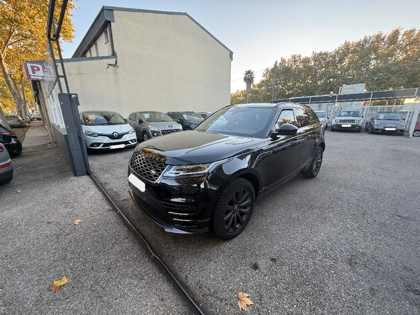 Land Rover Range Rover Velar 2.0L D240 BVA SE R-Dynamic - 2