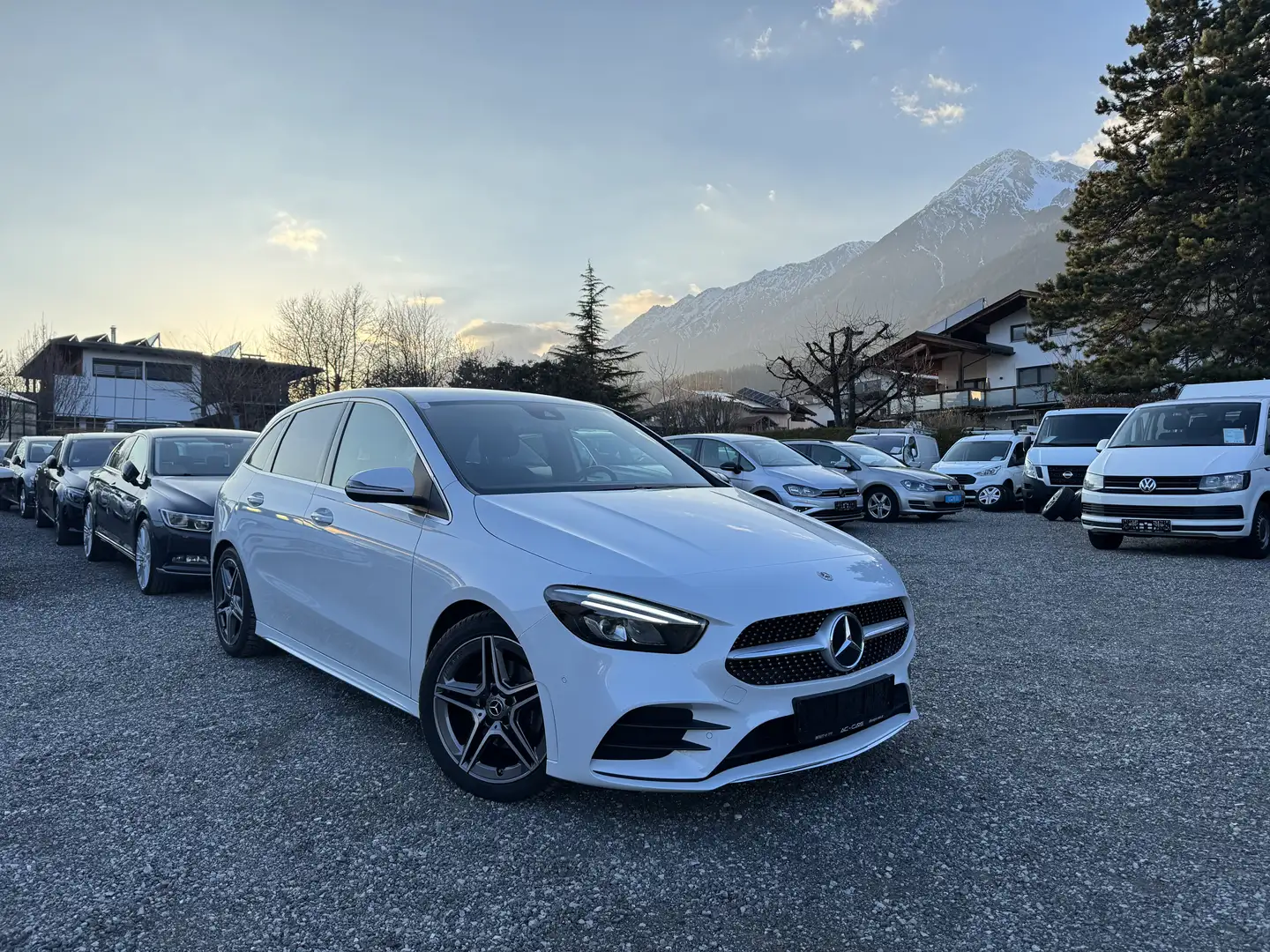 Mercedes-Benz B 200 B 200 d 4Matic AMG Line (247.013) Weiß - 1
