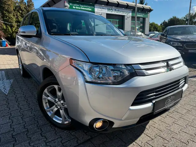 Mitsubishi Outlander Klassik Kollektion AHK KAMERA TEMPOMAT