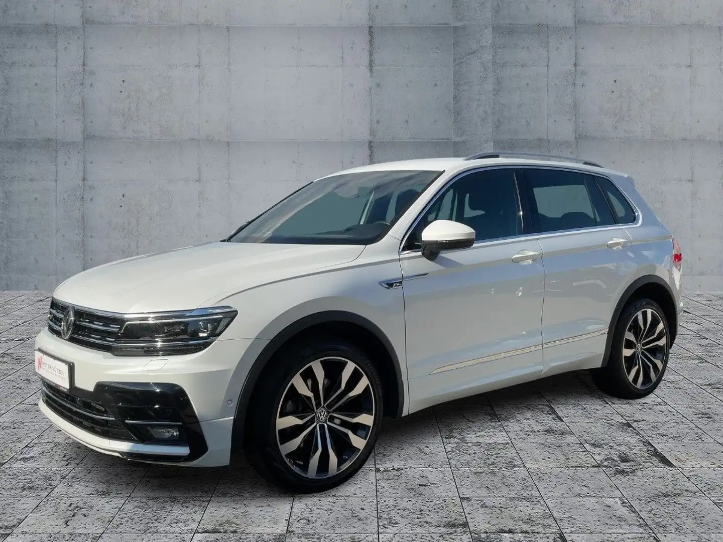 Volkswagen Tiguan 2.0TFSI 4M DSG HIGHLINE R-LINE LED+ACC+VC Weiß - 2