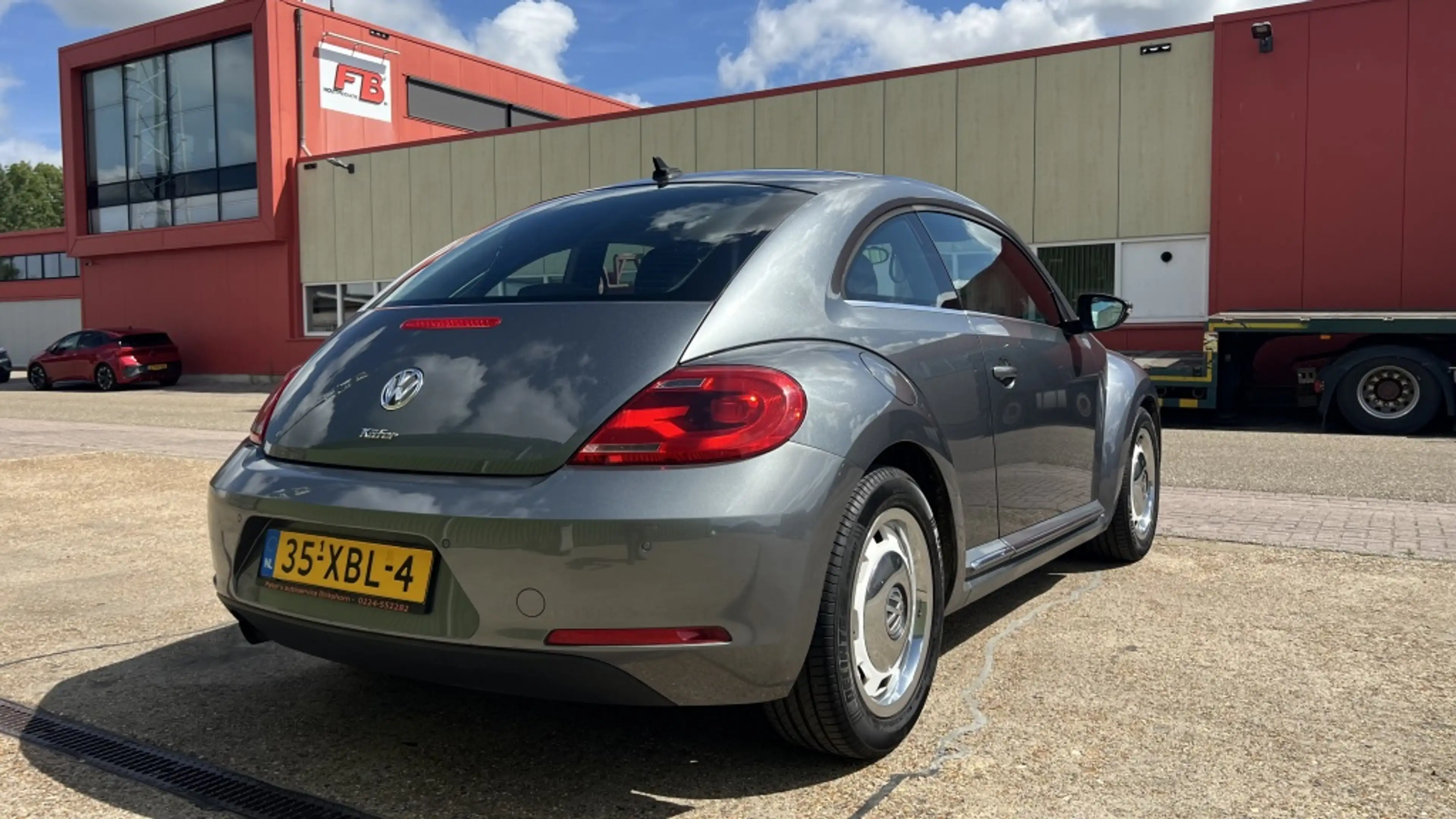 Volkswagen Beetle 1.2 TSI Design — photo 5