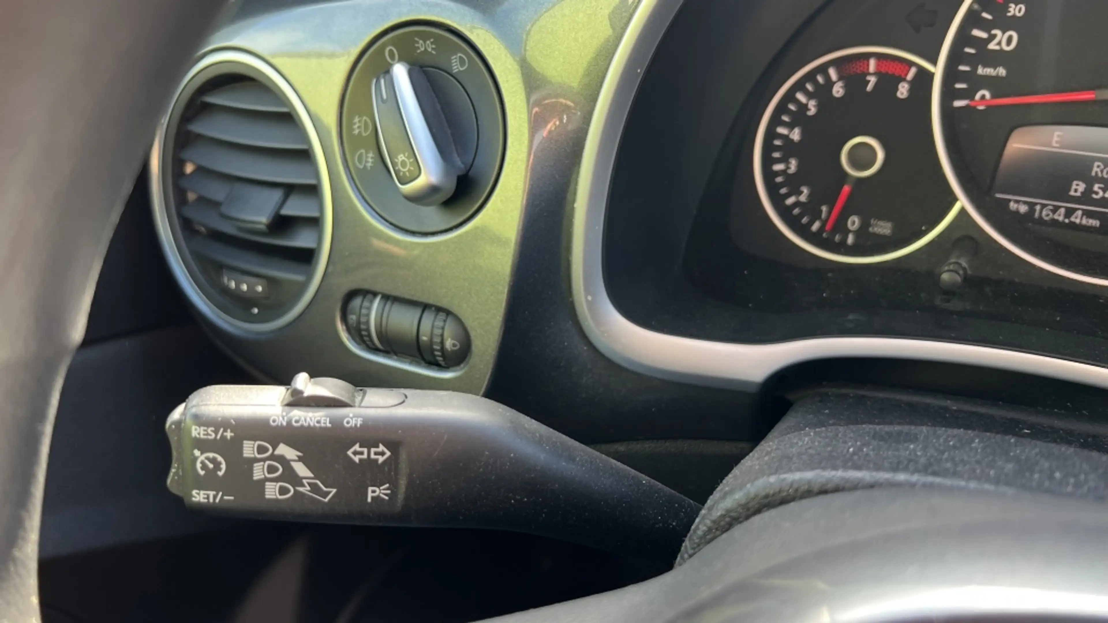 Volkswagen Beetle 1.2 TSI Design — photo 14