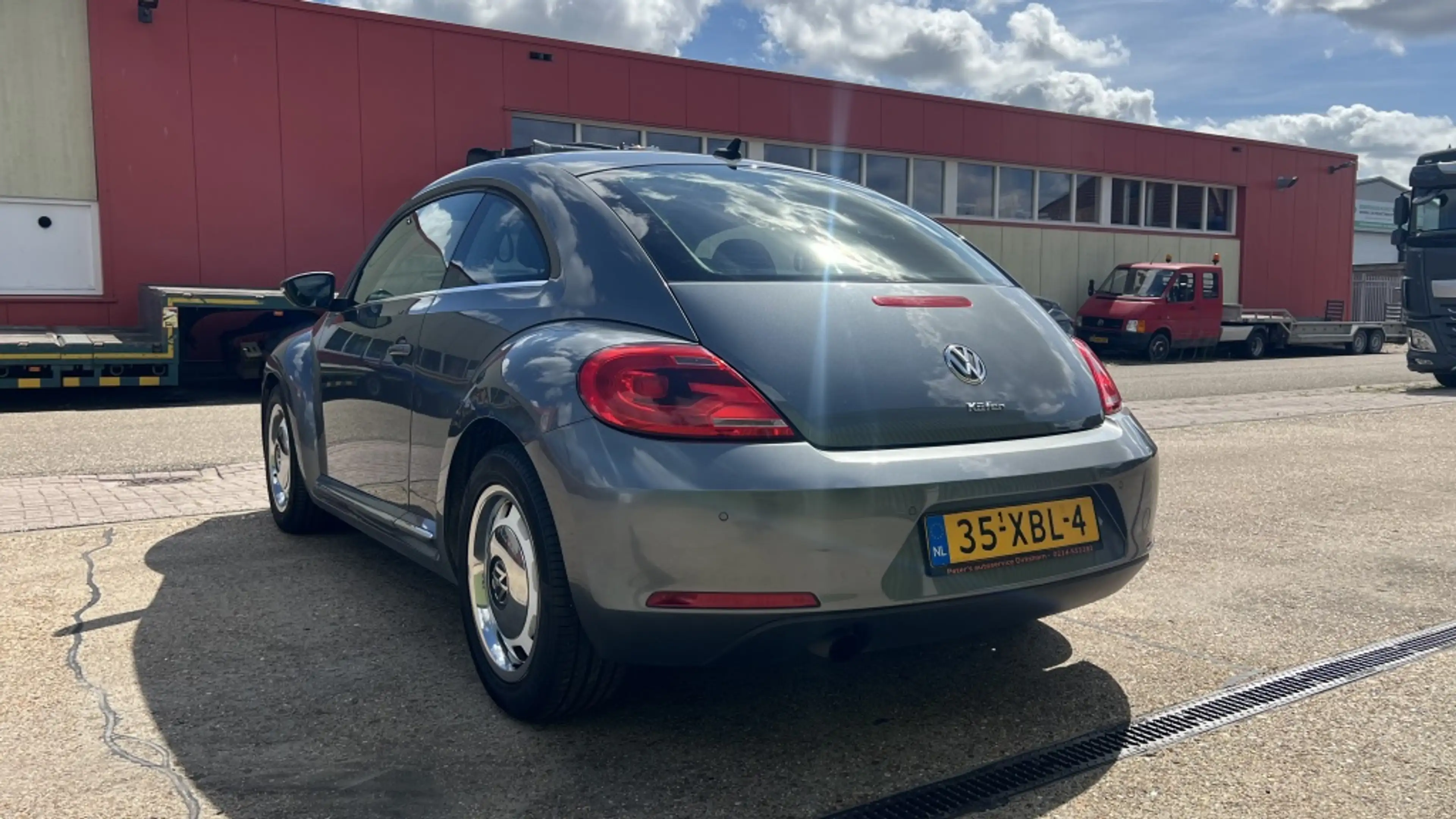 Volkswagen Beetle 1.2 TSI Design — photo 7