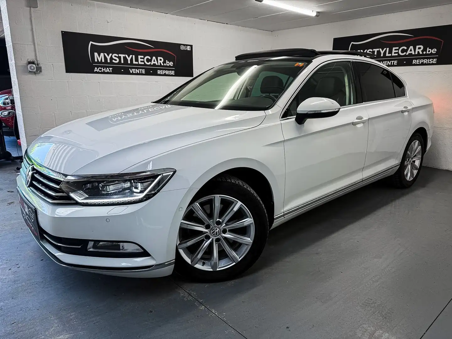 Volkswagen Passat 1.6 CR TDi Highline DSG, Garantie 1 an Blanc - 1