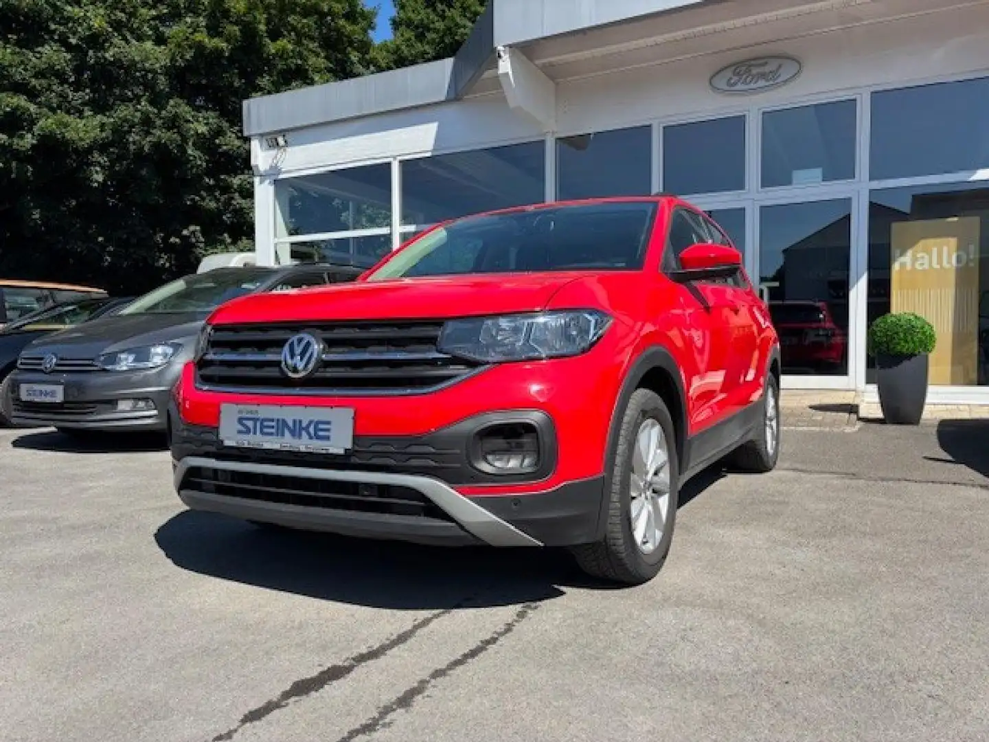 Volkswagen T-Cross Life Rot - 1