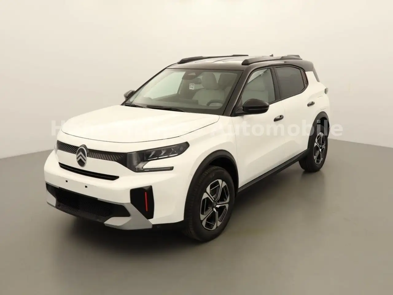 Citroen C3 Aircross Hybrid 145 MAX 7-S Navi Kam Alu 17 — photo 1 of 15