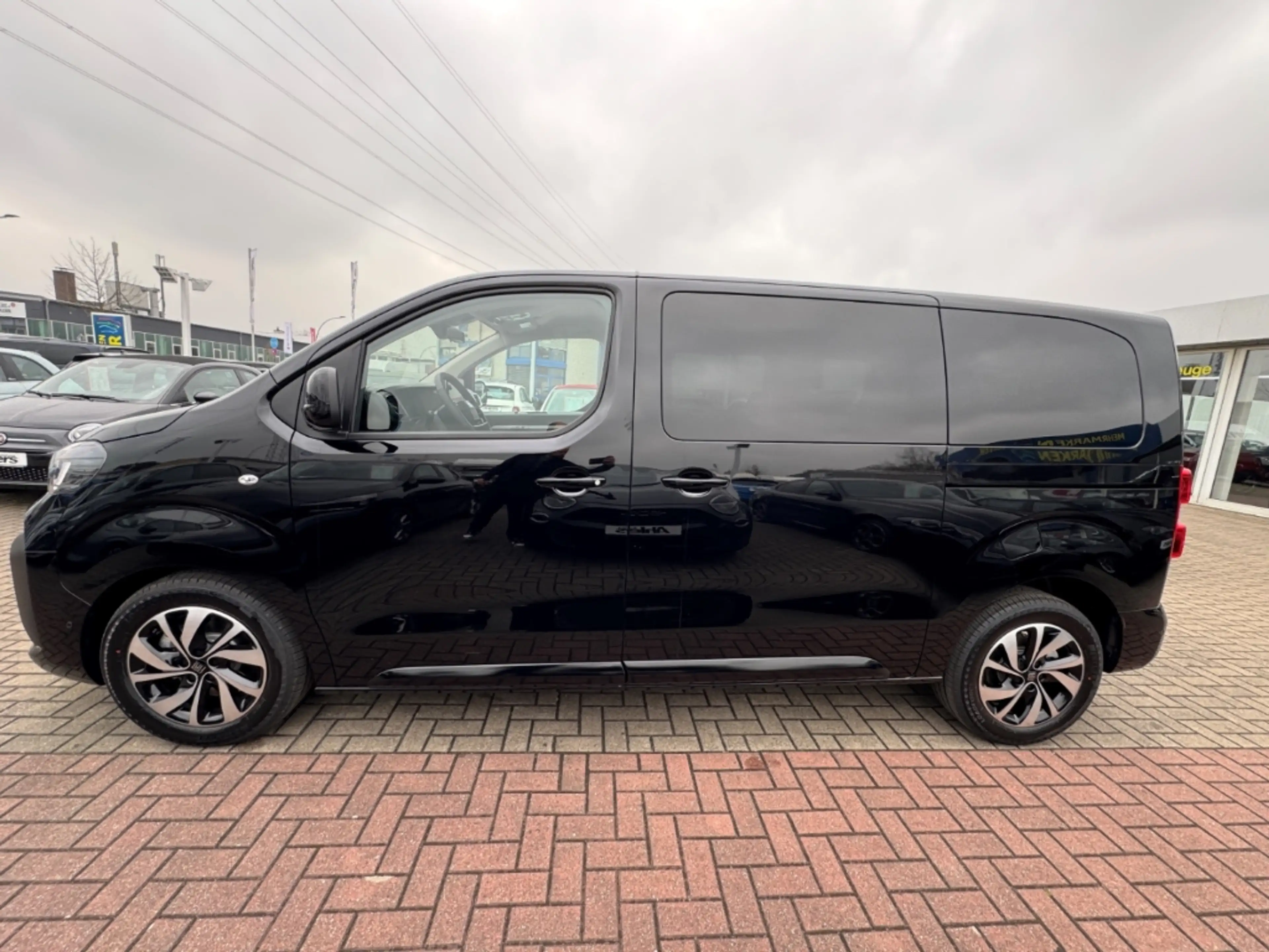 Fiat Ulysse L2+AUTOMATIK+NAVI+AHK+KAMERA+8SITZER+SITZHEIZUNG+ — photo 4