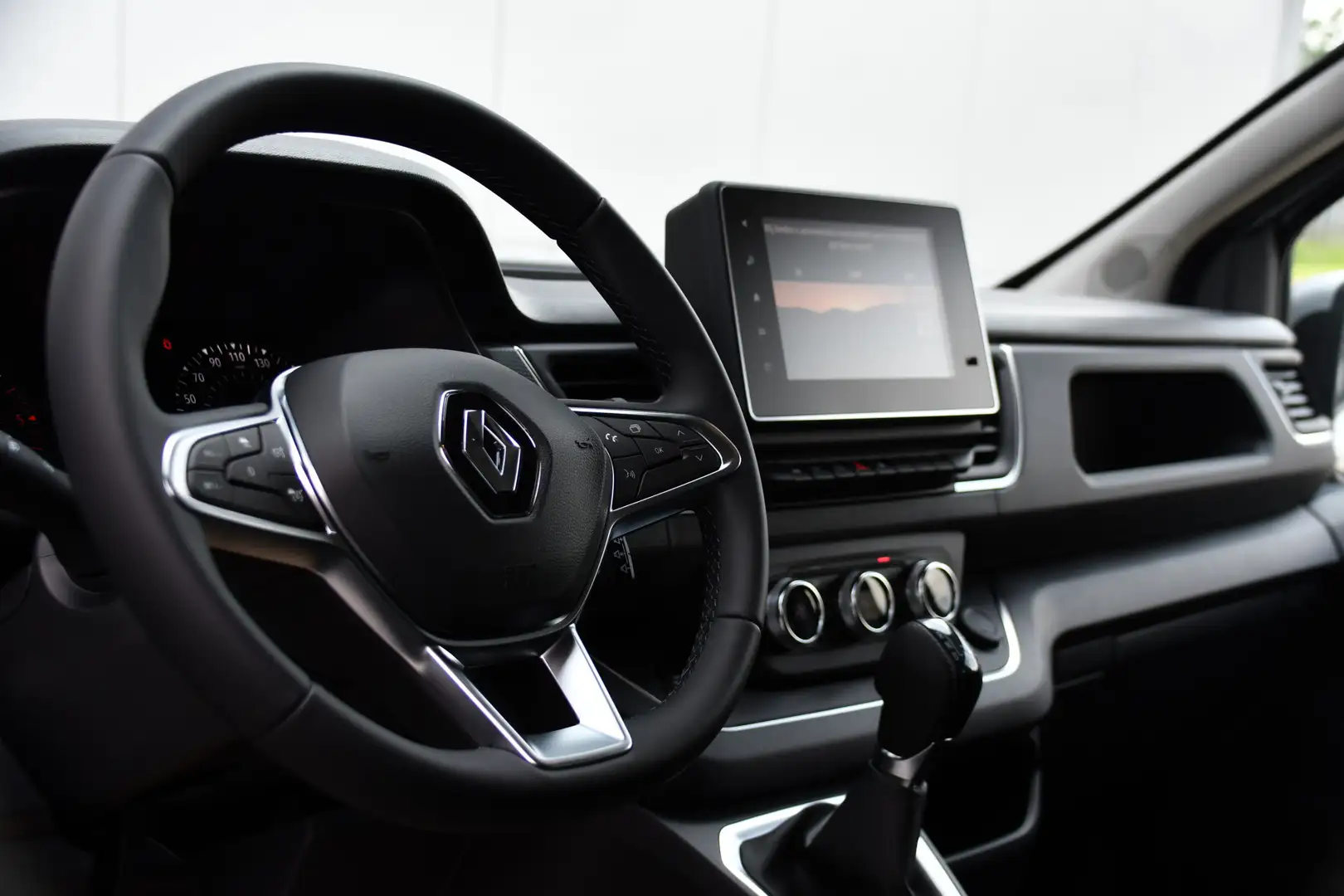 Renault Trafic 2.0 dCi 170 T29 L2H1 DC Luxe Adaptieve Cruise, Cam Grijs - 2