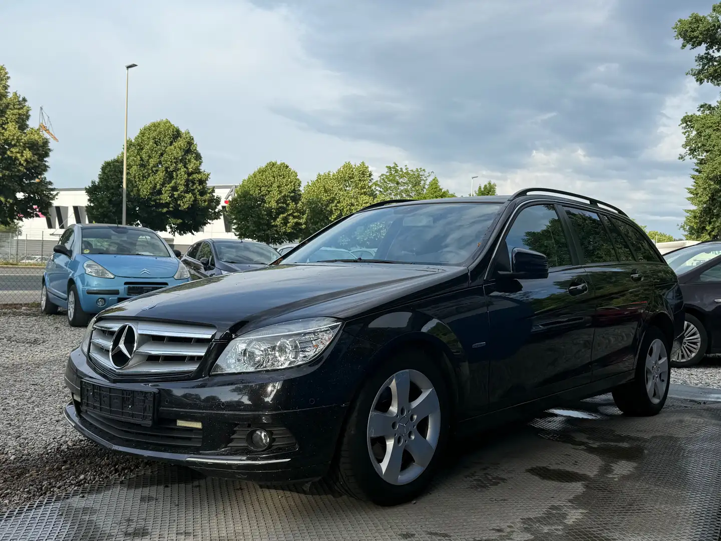 Mercedes-Benz C 180 C 180 T CGI BlueEfficiency (204.249) Schwarz - 2