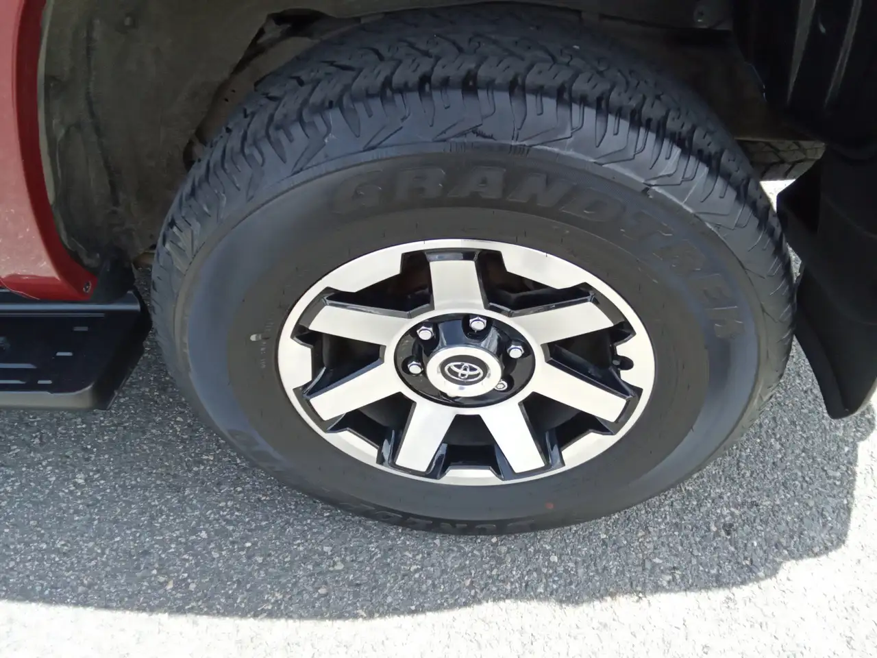 Toyota 4-Runner снимка Toyota 4-Runner