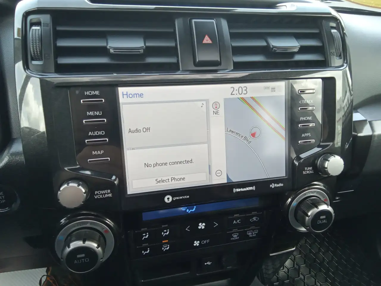 Toyota 4-Runner снимка Toyota 4-Runner