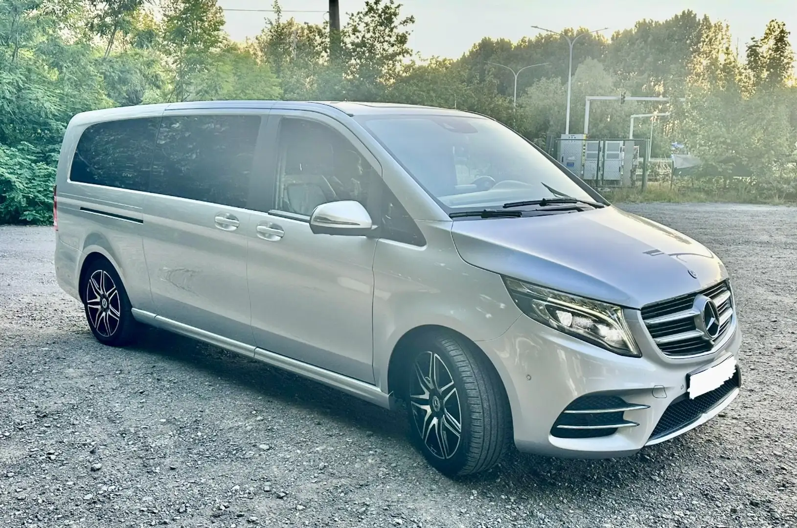 Mercedes-Benz V 250 d 4-Matic LWB Avantgarde - 2