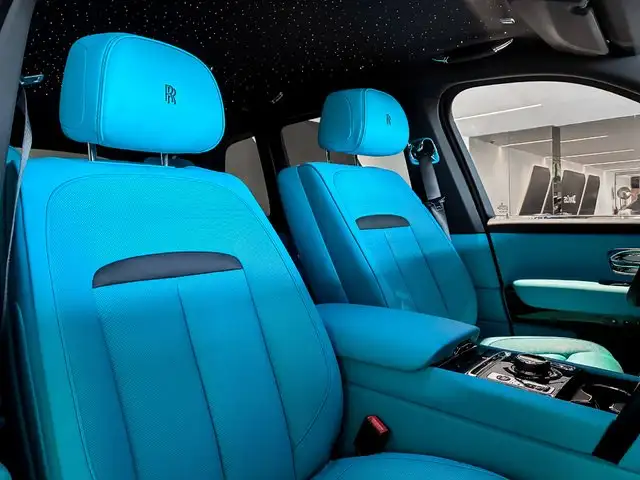 Rolls-Royce Cullinan view 8